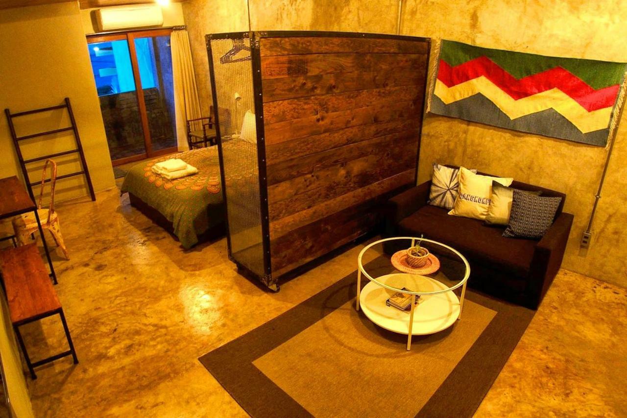 Bangkokfile Hotel Bagian luar foto